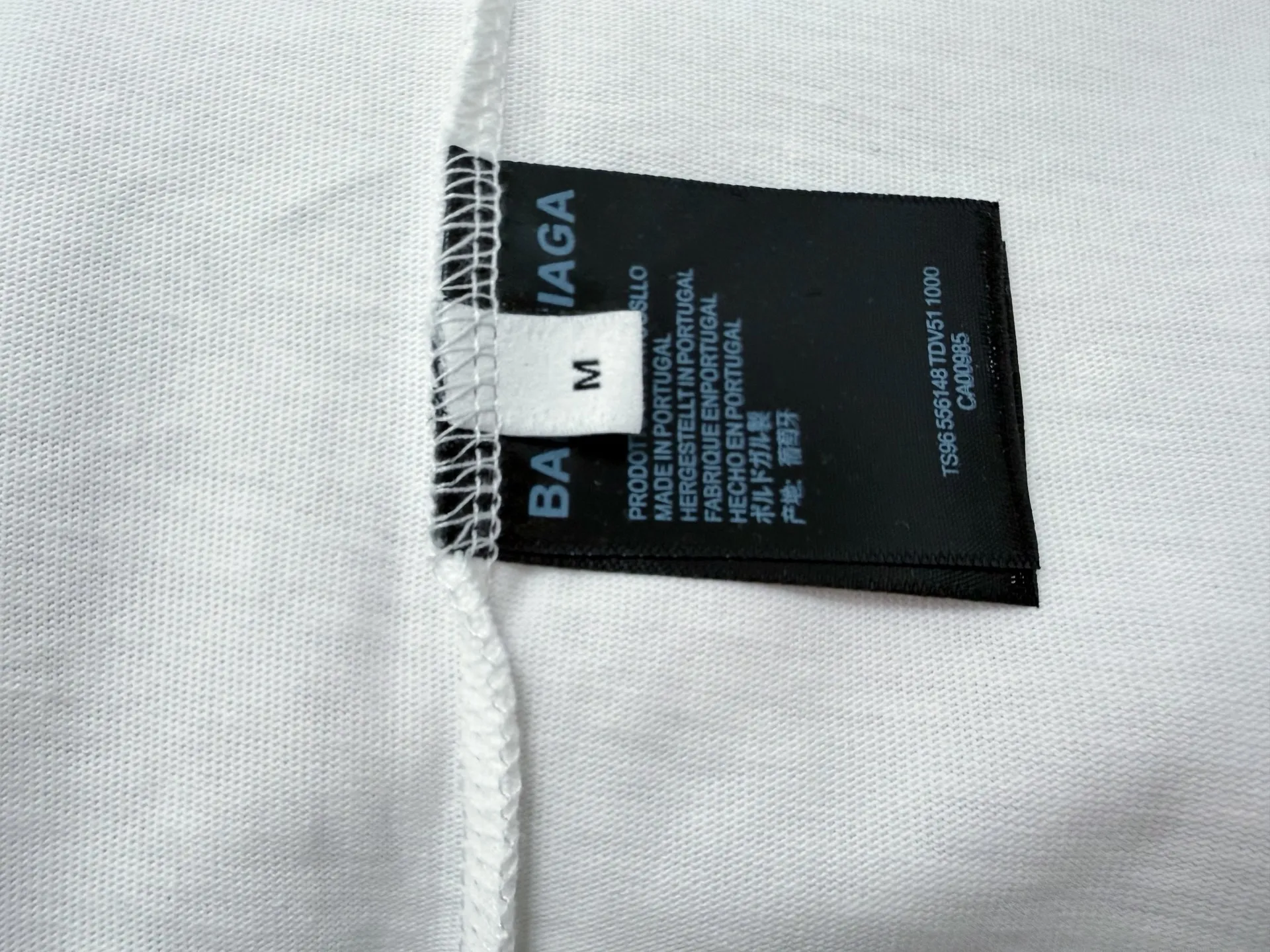 【Balenciaga】 ➕ ， ， ， 。 ， ， ， 。 ， ， 。 ， ， T look， ， ， 。 ：Black White Size：S-XL